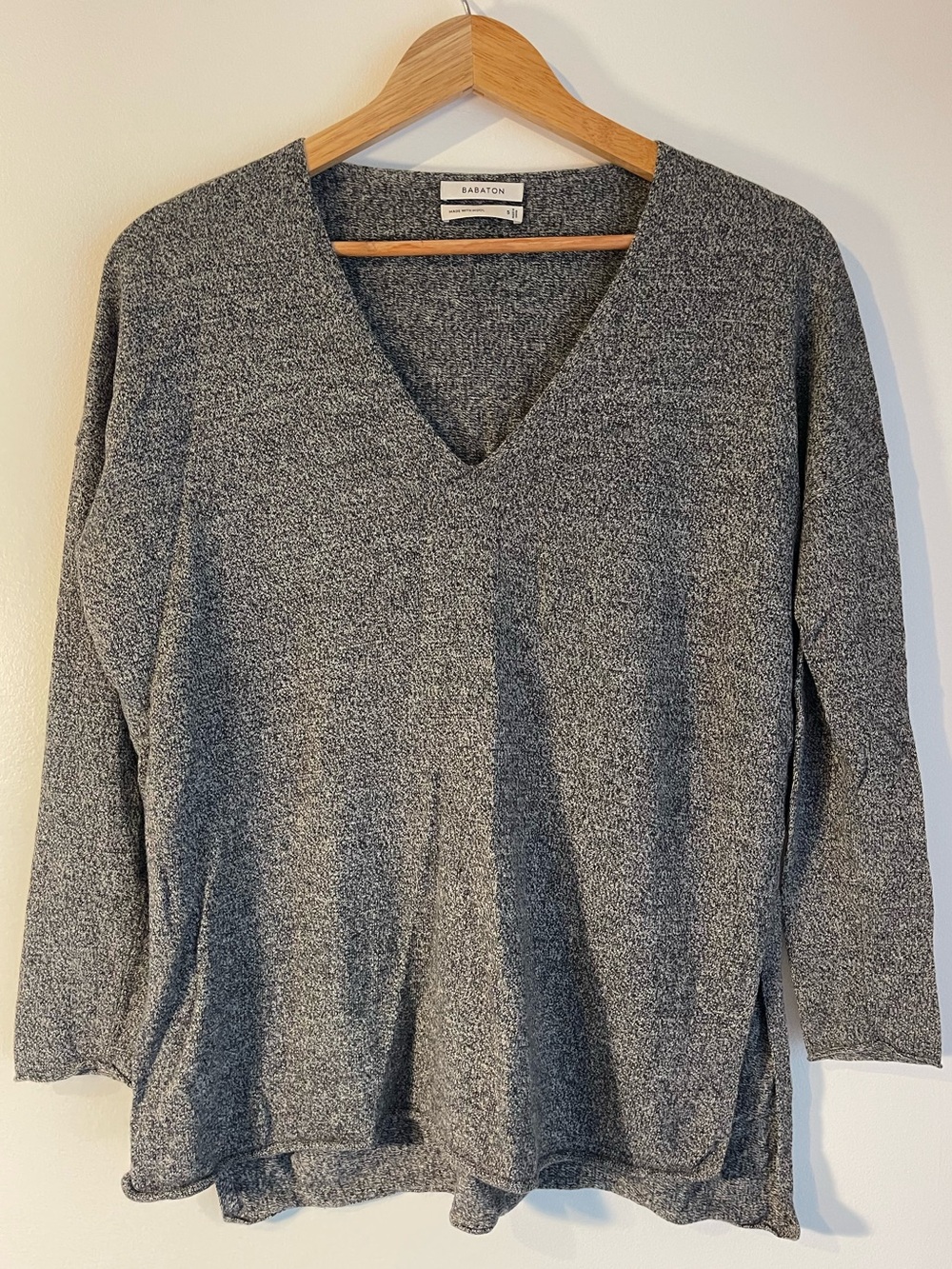 Babaton Aritzia Charcoal Grey Marl Wool V-Neck Oversized Sweater S